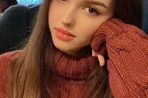 抖音张露文事件引热议同行扒黑料助理出来锤真相究竟如何？